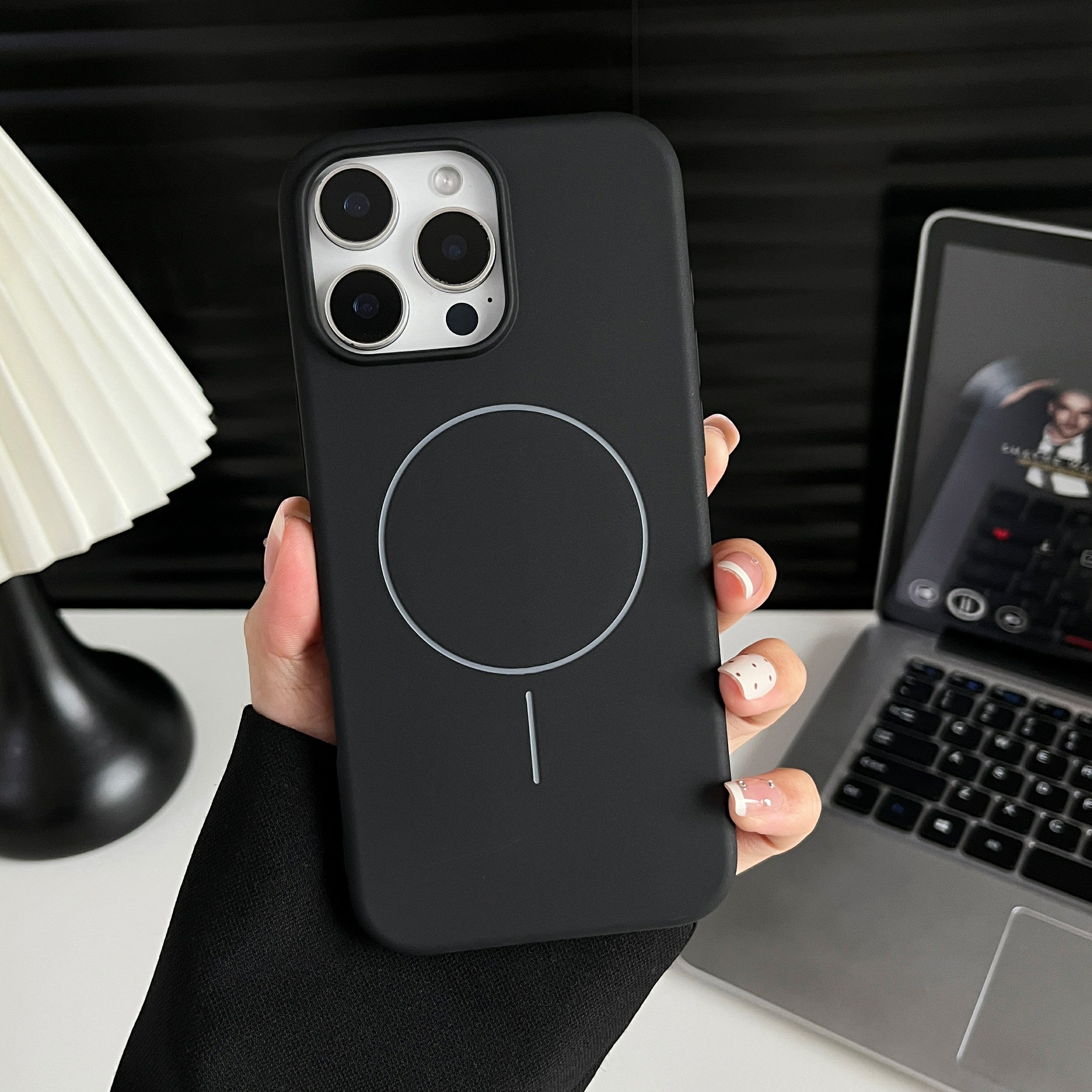 iPhone 15 skal – 4 färger - GoMobile Sweden